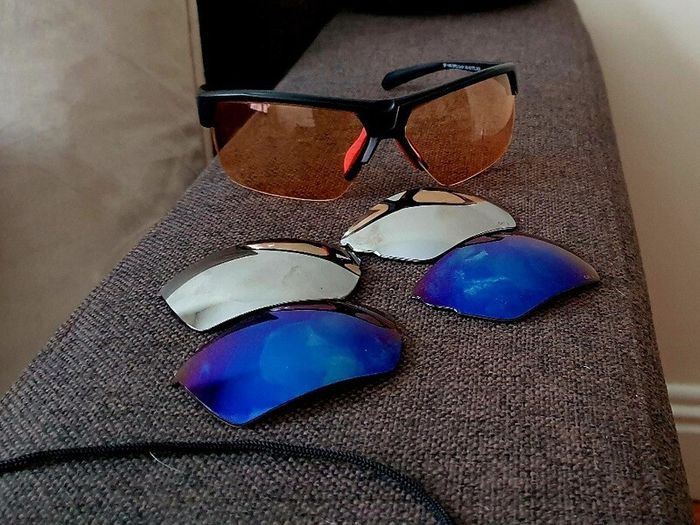Sports Sunglasses Set with Interchangeable Lenses