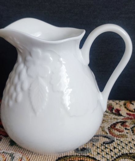 Wedgwood Strawberry and Vine.