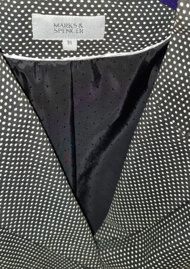 M & S Cropped Black and White Single Breasted Blazer XL