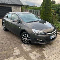 Opel Astra 2013