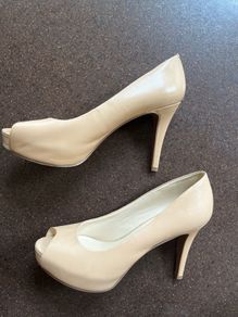 Nine West Shoes like new Size 7