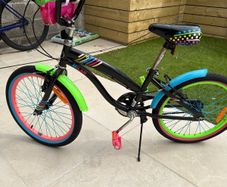 20 Inch Milan Bike with Handlebar Bag