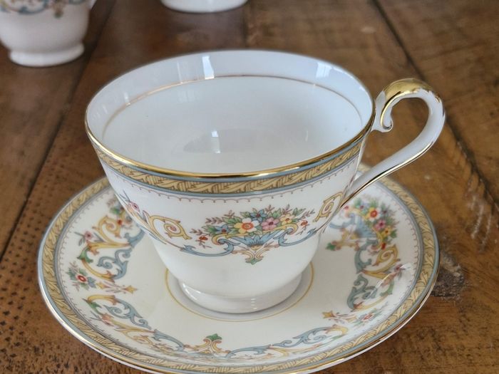 Aynsley Henley dinner service