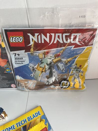 Lego Ninjago Legacy and Dragons Rising Kai minifigures
