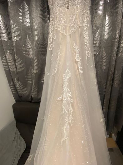wedding dress