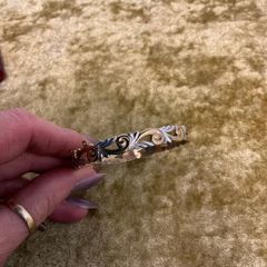 Vintage rolled gold decorative bangle - 11g