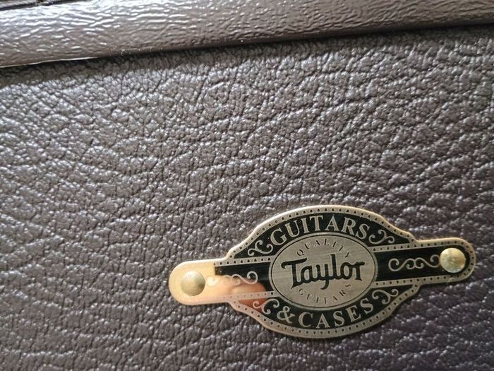 Taylor 814 CEAcoustic / Electric Guitar
