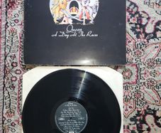 Queen :A Day At The Races LP