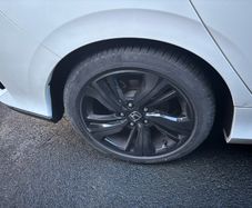 Honda civic 17" scuffed in places