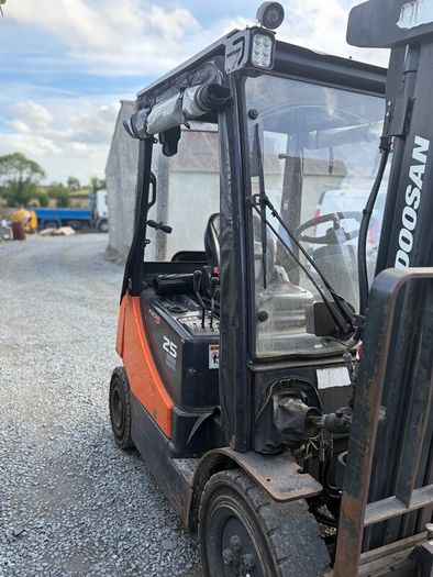Forklift