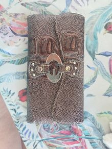 Guess purse
