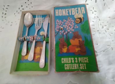 Vintage child's cutlery set