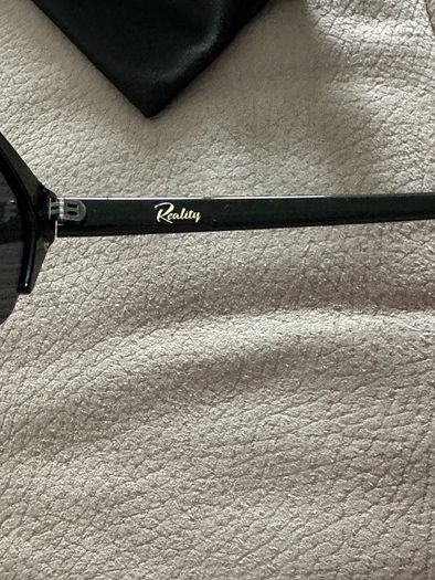 cat eye sunglasses