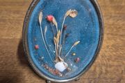 Vinrage Dried Flowers in Oval Glass Frame
