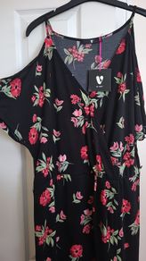 Very Floral Cold Shoulder Dress Size 22(nwt)