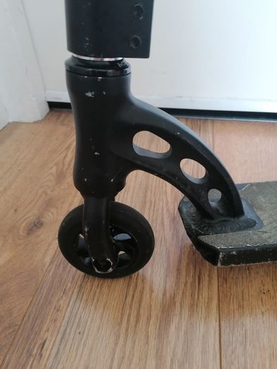 Scooter black MGP madd gear