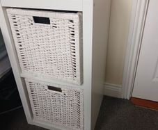 Storages Unit with Baskets