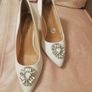 White wedding dress size 20/22 Image 4