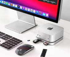 Mac mini Dock / Hub / 10Gbps NVME enclosure