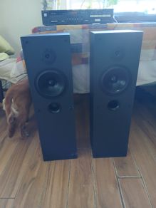 Vintage Technics Amp and Floor Standing Speakers