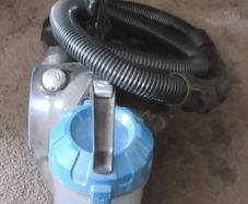 morphy Richard's single cyclone hoover