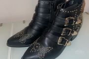 Black studded boots - Size 4
