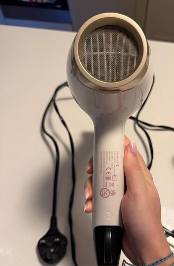 Hairdryer