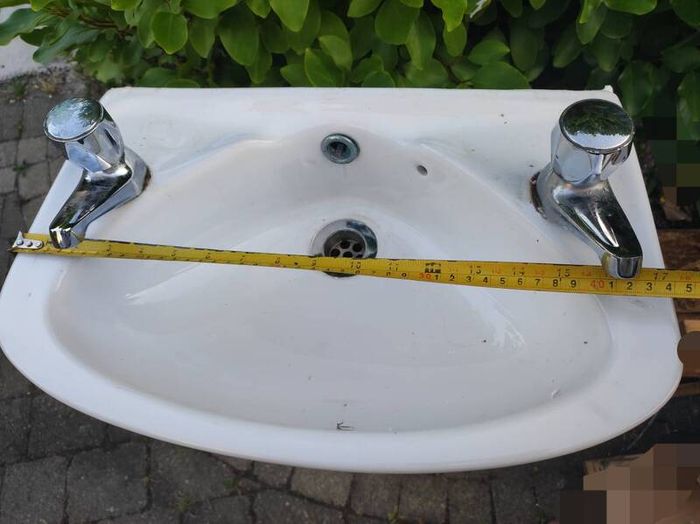 Basin and Pedestal