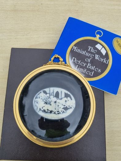 Collector's miniature wall plaque