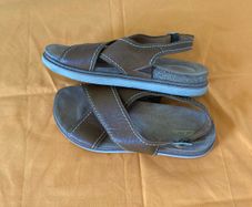 Like new Sandals