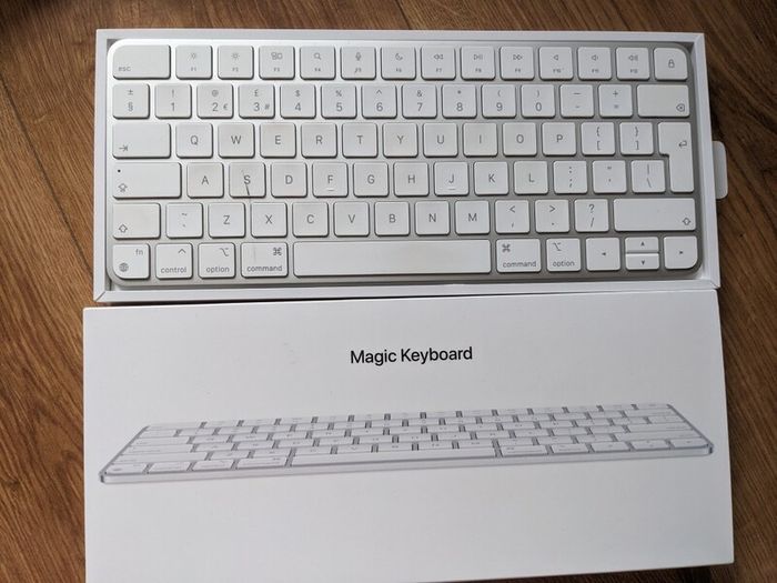 Magic keyboard + magic mouse