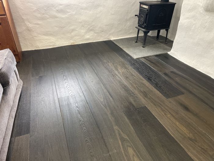 Black Oak engineered wood flooring 5.7m2 +offcuts