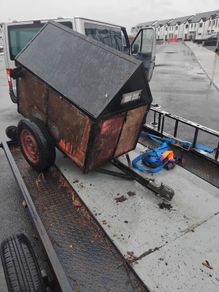 dog trailer