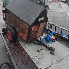 dog trailer