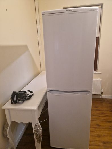 Hotpoint fridge freezer