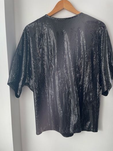 Gallery Silver bauble knot top size 16 to 18