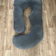 Pregnancy pillow