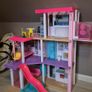 Barbie Dreamhouse with furniture Image 3