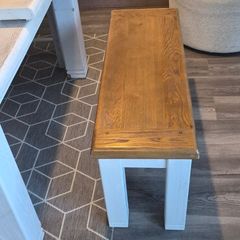 table and chais