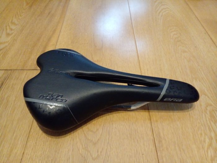 Ladies' Racing Bicycle Saddle