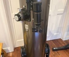 Orion SkyQuest XT10i IntelliScope Dobsonian Telescope and accessories