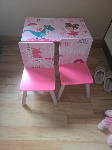 kids table and chair set