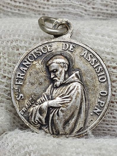 Religious Silver? Medallion France