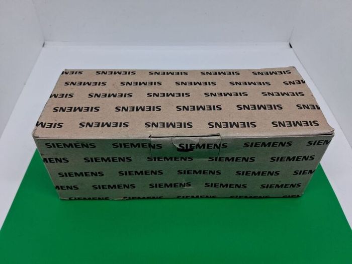 Postage - 12 x Siemens 5SY6106-7 MCB C6 1-Pole