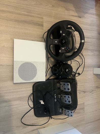 Xbox 1 S With G920