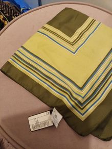 Green print scarf