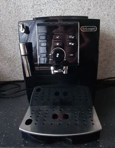 De Longhi Magnifica Bean to Cup Coffee