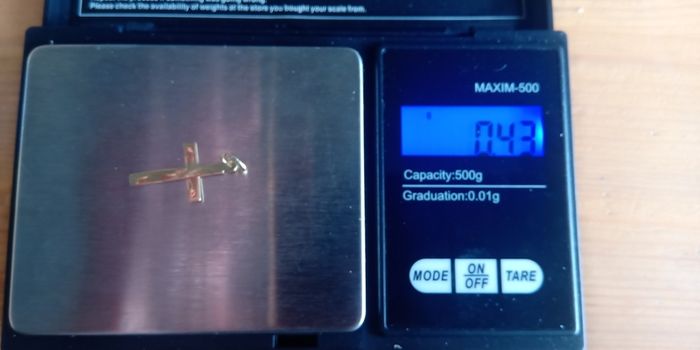 Solid 14ct Yellow Gold Cross Pendant