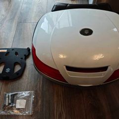 Suzuki Burgman 650 box