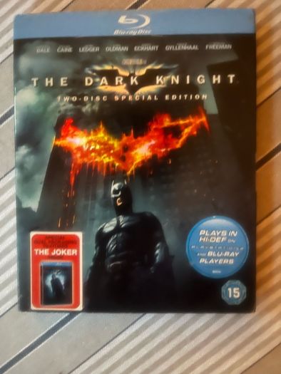 dvd the dark night blue ray